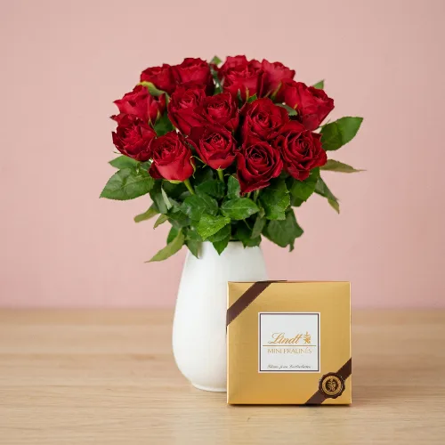 Rote Rosen & Lindt-Pralinen